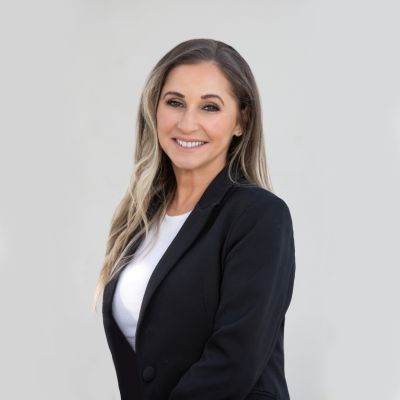 Laryssa Weiland attorney photo